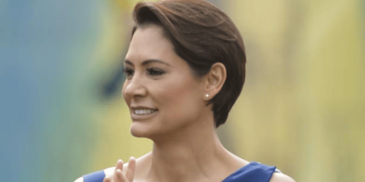 Michelle Bolsonaro revela que Mauro Cid era responsável pelo cartão de Jair