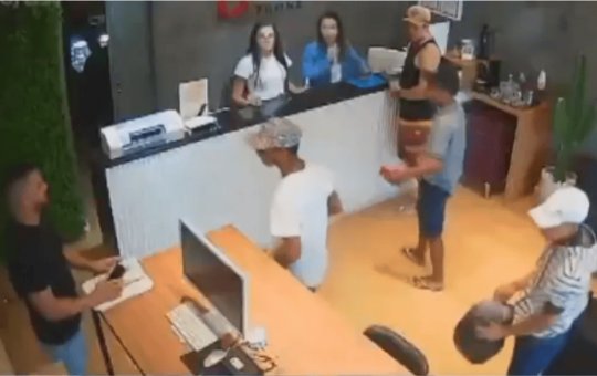 Câmera de segurança mostra momento em que PM é morto em assalto no Cidadela