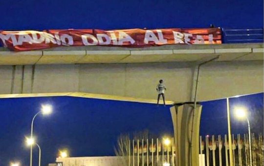 Polícia prende suspeitos de cometer racismo e crime de ódio contra Vini Jr.