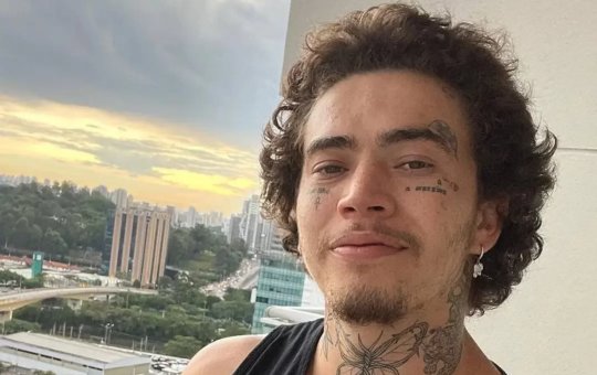 Em tratamento contra depressão, Whindersson lamenta: "Afasta as pessoas de você"