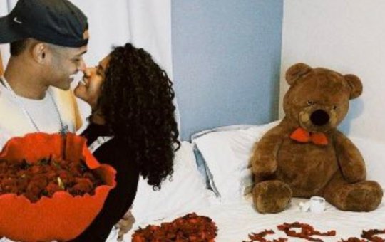 A fila andou: Sheuba e Tiago Souza oficializam namoro