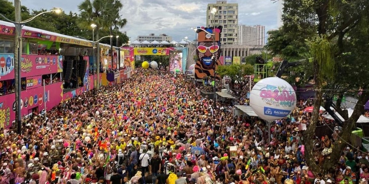 Alba aprova PL que proíbe uso de pistolas de água no Carnaval