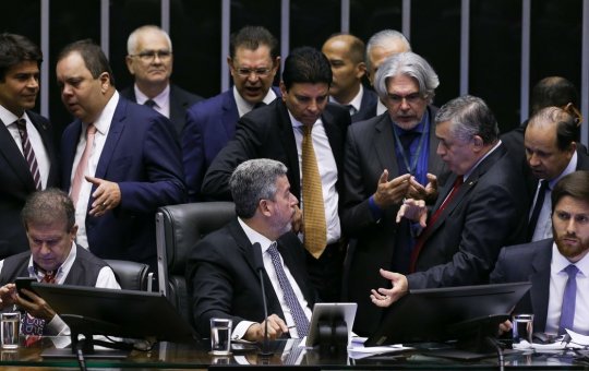 Câmara concluirá votação de novas regras fiscais nesta quarta-feira