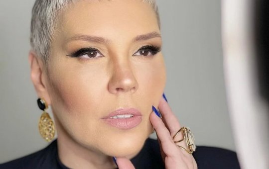 "Não é fácil mesmo", desabafa Simony sobre novo tratamento contra o câncer