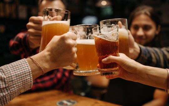 Cerveja artesanal é criada a partir de água do ralo do banheiro; saiba mais