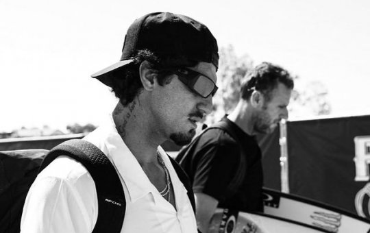 Gabriel Medina publica desabafo contra arbitragem da WSL e recebe apoio
