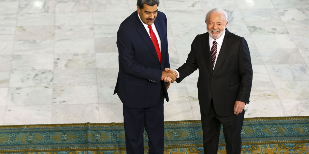 Após oito anos sem visitar o Brasil, Nicolás Maduro se reúne com Lula