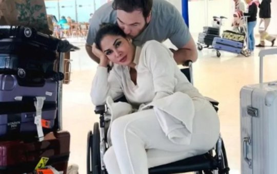Após aparecer em uma cadeira de rodas, Maíra Cardi revela que fará cirurgia 