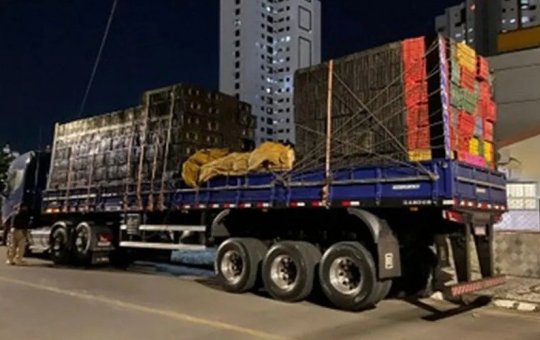 Homem é preso transportando 40 caixas de cigarro contrabandeado ao Feiraguai