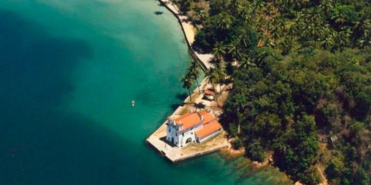 Marinha faz buscas por pescadores desaparecidos na Baía de Todos-os-Santos