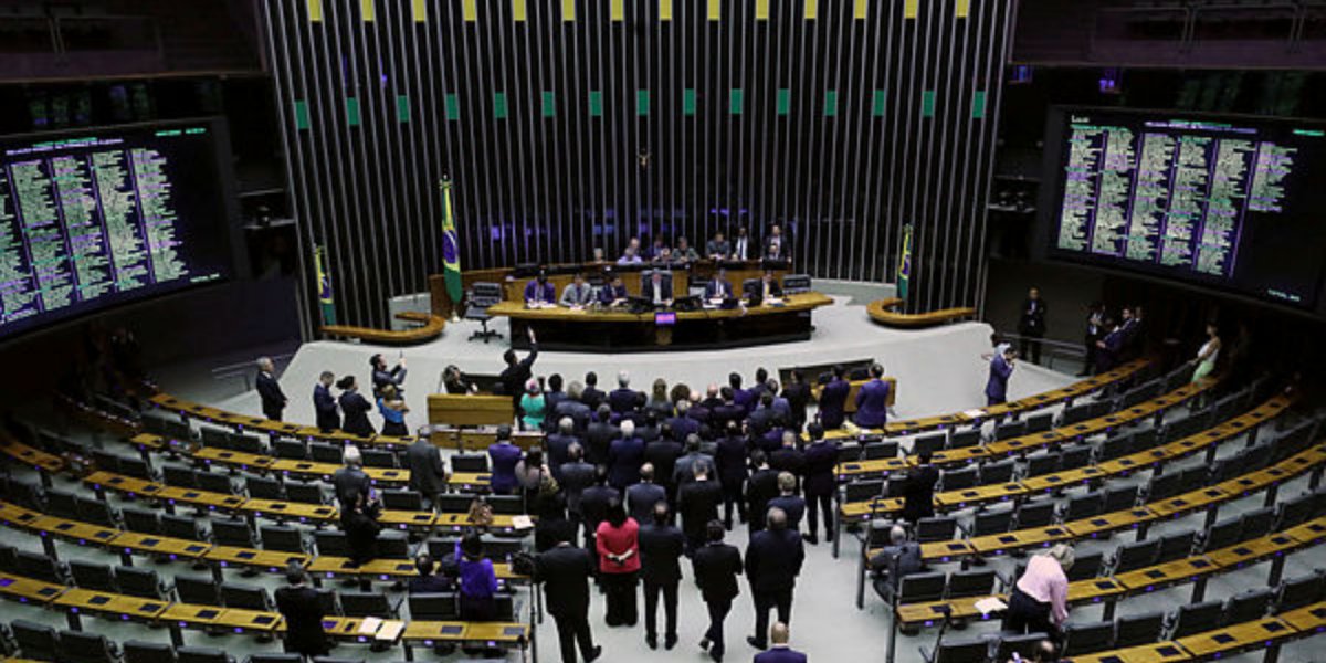 Confira como votaram os deputados baianos na MP dos ministérios