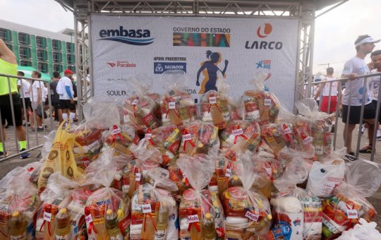 Corrida Bahia Sem Fome arrecada 26 toneladas de alimentos em ação solidária