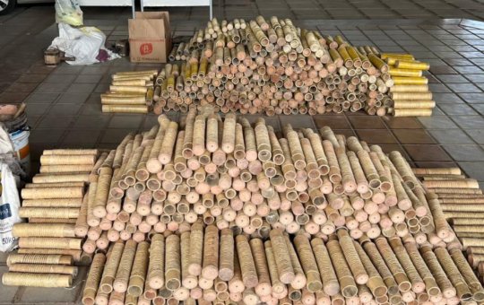 Duas fábricas clandestinas de espadas são desmontadas em Cruz das Almas