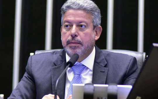 Lira usou carro ligado a desvio de dinheiro em campanha na Câmara em 2022