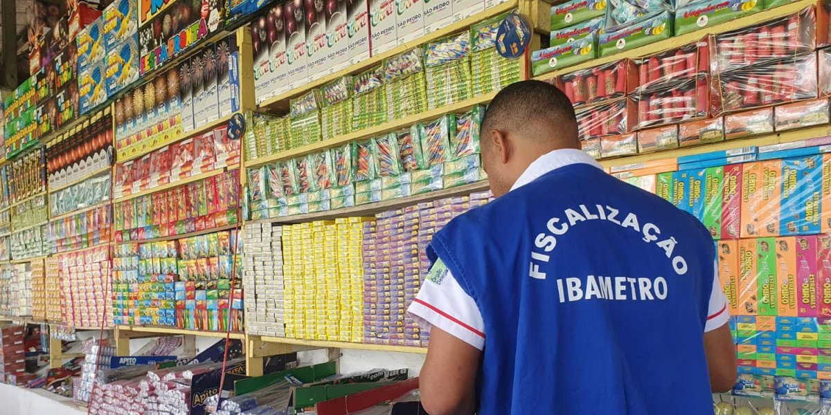Operação 'Em Chamas' fiscaliza pontos de venda de fogos em Feira e Serrinha