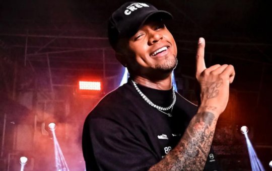 Léo Santana lança clipe de nova música 'Posturado e Calmo'
