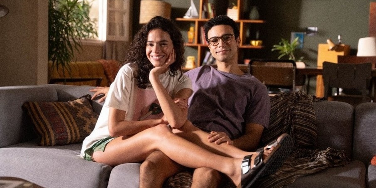 Bruna Marquezine participa de novo trabalho fora da Globo