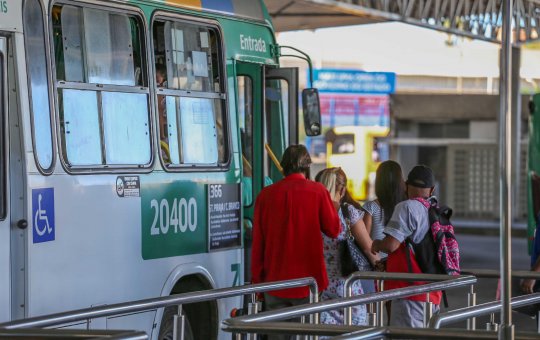 16 linhas de ônibus de Salvador passarão por adaptações a partir deste sábado