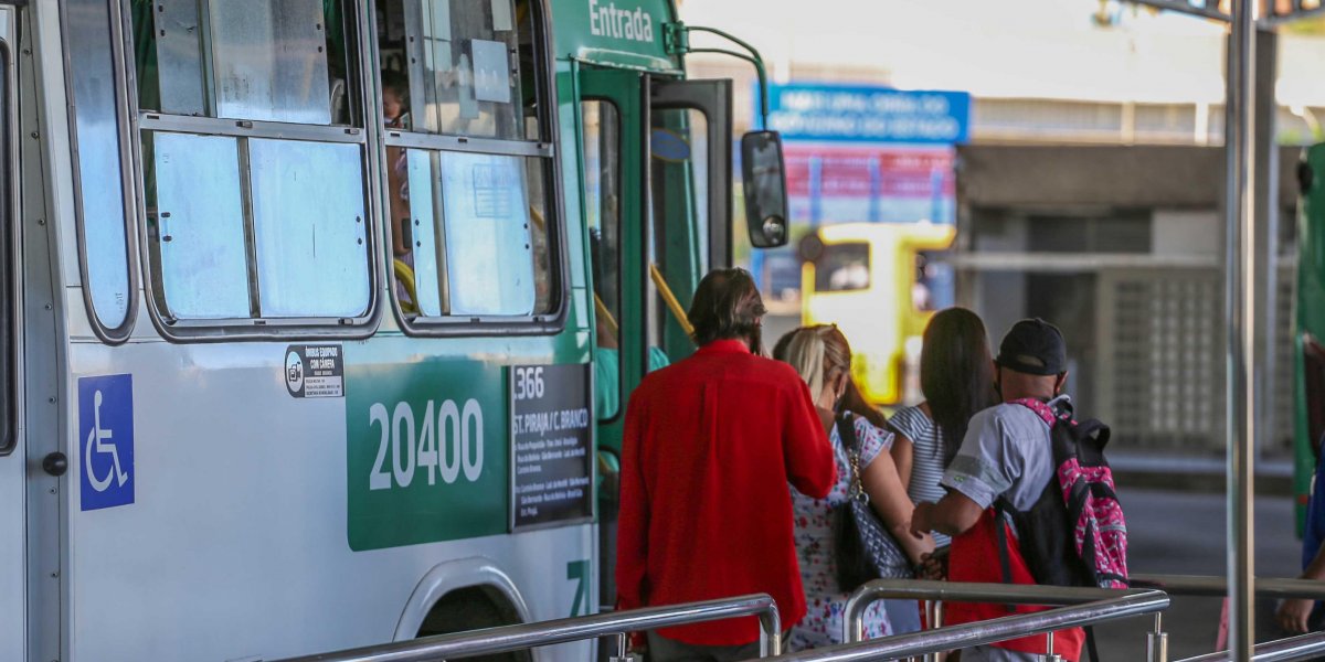 16 linhas de ônibus de Salvador passarão por adaptações a partir deste sábado