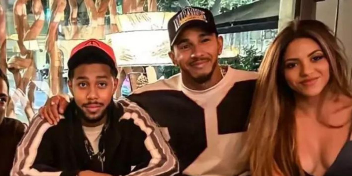 Shakira e Lewis Hamilton estariam namorando, segundo tablóide