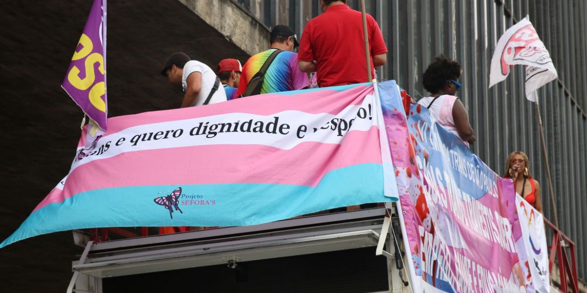 Marcha Trans ocupa ruas centrais de São Paulo e pede mais visibilidade
