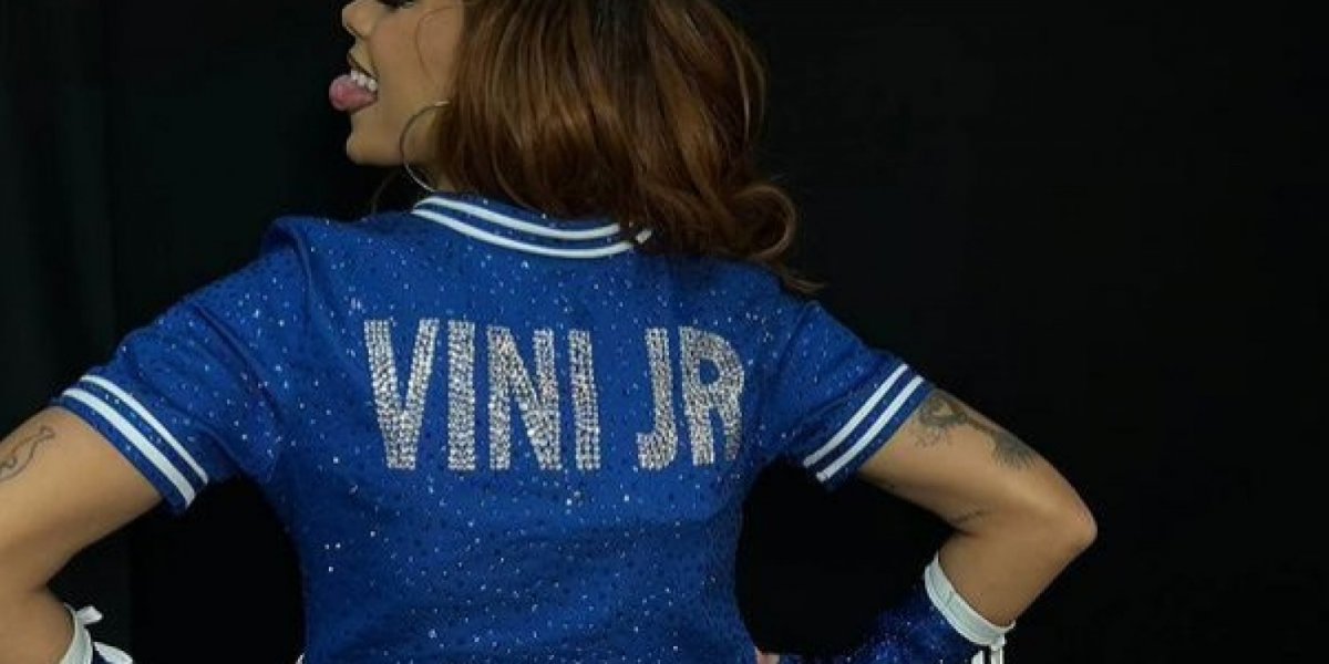 Na Champions League, Anitta lança nova música e faz homenagem a Vini Jr.