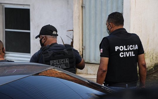 Casal é atingido por tiros e homem morre em Salvador