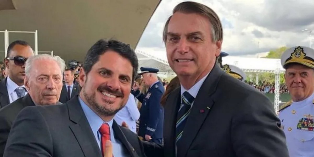 Alexandre de Moraes permite que Bolsonaro preste depoimento à PF sobre Do Val