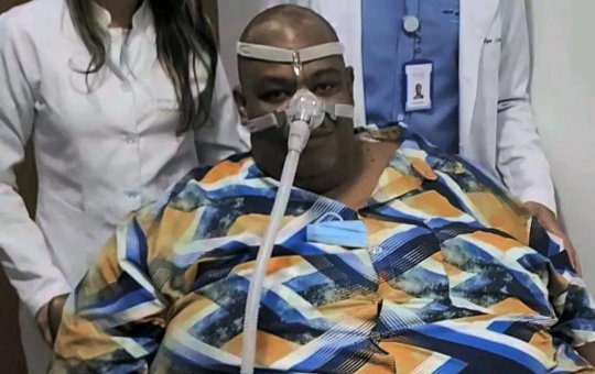 Com 300 kg, Babu Miranda, integrante da banda Pagodart, luta para perder peso