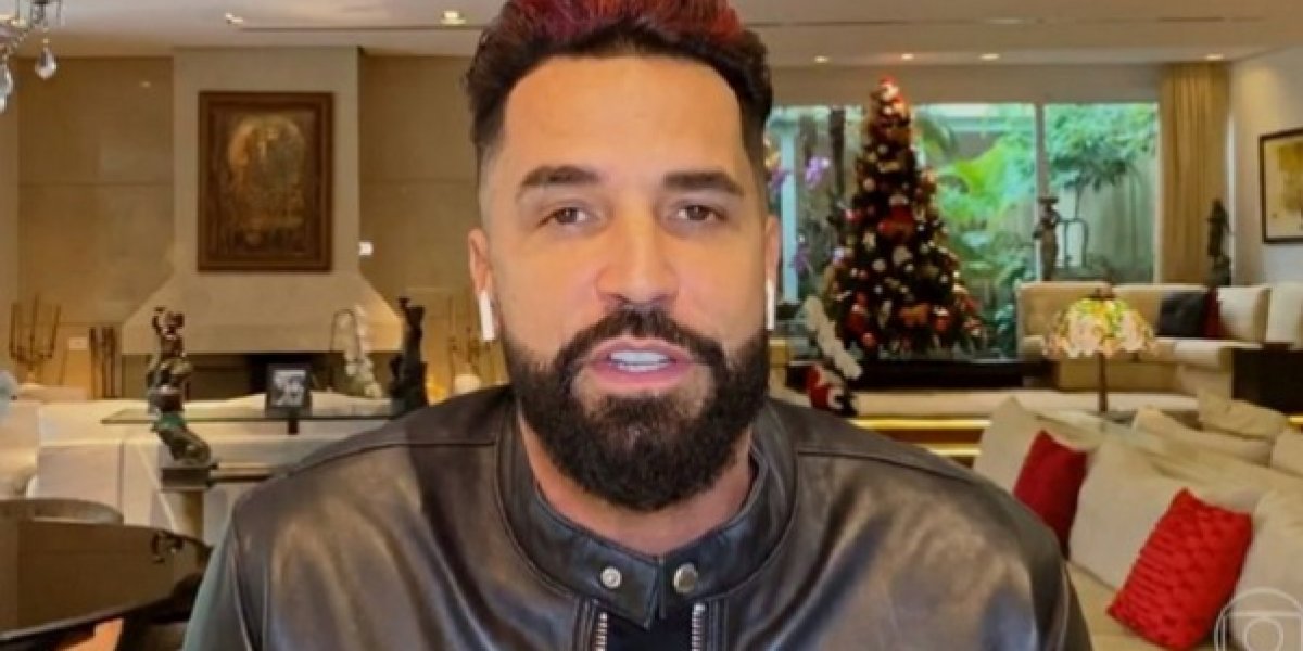 Latino conta ter ido à falência devido o vício em jogos: 'Jogo até falir'