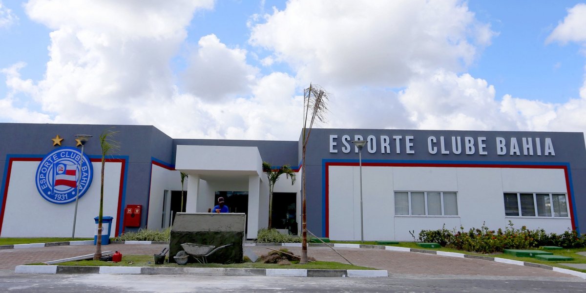 Adolescente é morto em ação policial; jogador da base do Bahia estava com ele