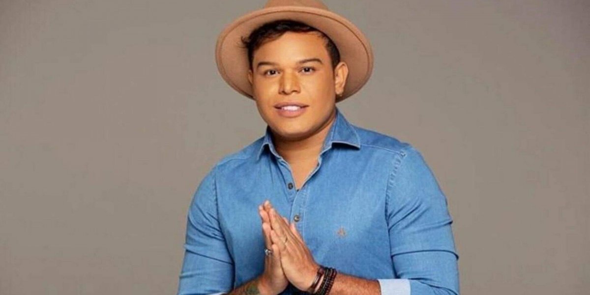 Tierry capota carro a caminho de show no interior da Bahia