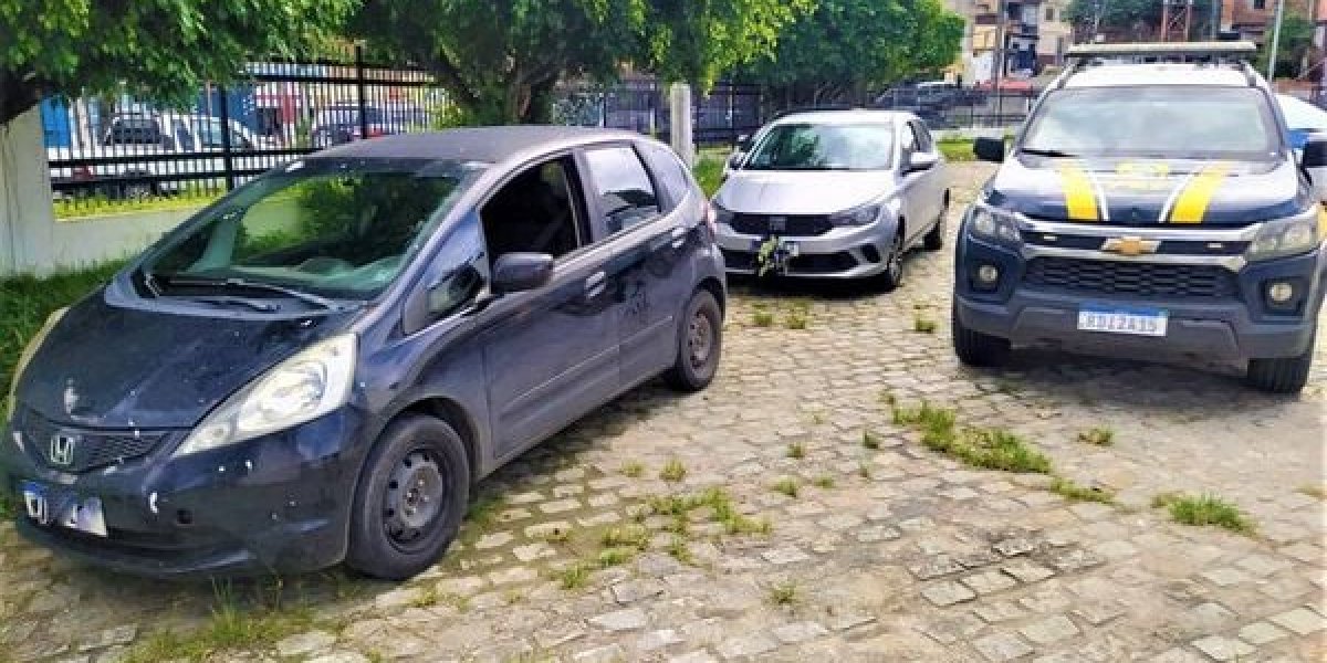 PRF prende assaltante de carros em Lauro de Freitas