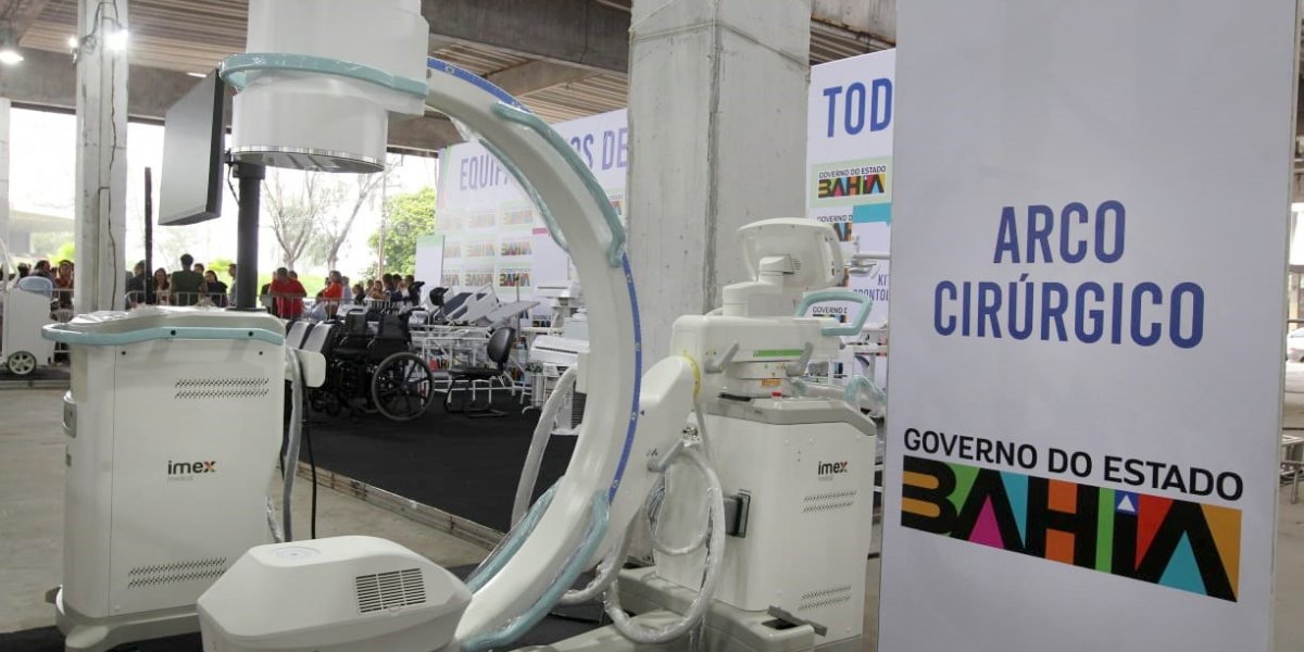 Jerônimo reúne 188 prefeitos e entrega R$ 37 mi em equipamentos para a saúde