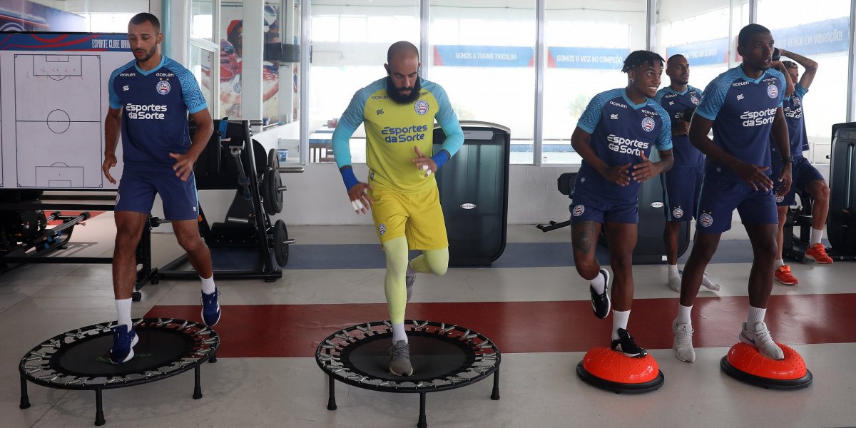 Com treino tático, Bahia encerra preparação para encarar o Palmeiras