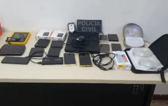 Professor é preso com material pornográfico infantil em Alagoinhas