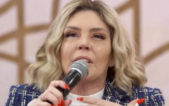 Simony fala sobre resultados de exames: “Choro de alívio”