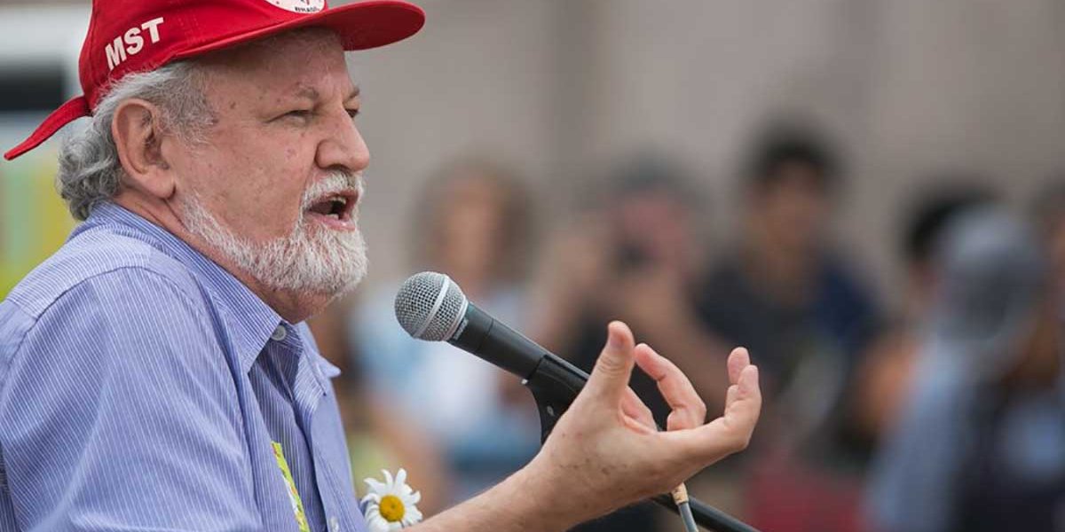 CPI do MST convoca João Pedro Stédile para prestar depoimento