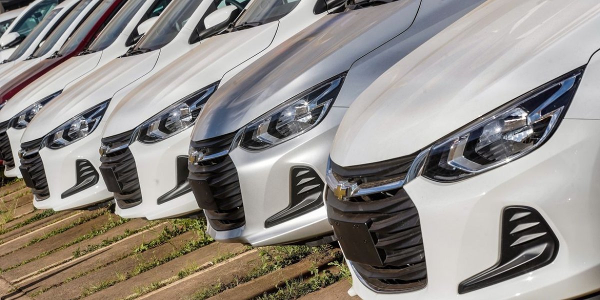 Governo prorroga por 15 dias desconto de carros a pessoas físicas