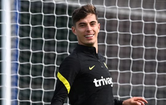 Arsenal paga bolada e tira meia-atacante Kai Havertz do rival Chelsea