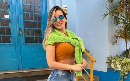 Andressa Urach volta a trabalhar em boate de entretenimento adulto no RS