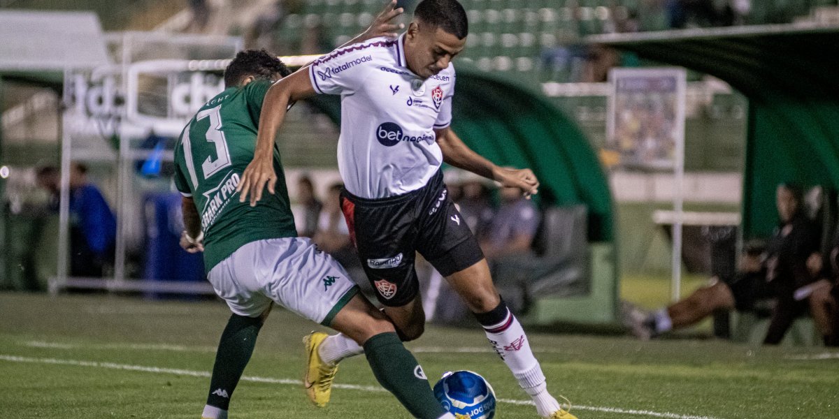 Vitória joga mal e é derrotado para o Guarani em Campinas
