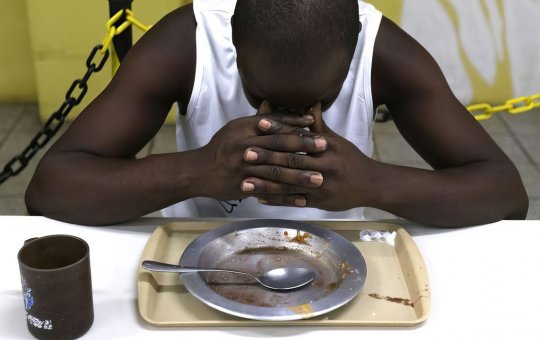 Famílias chefiadas por pessoas negras são mais atingidas pela fome