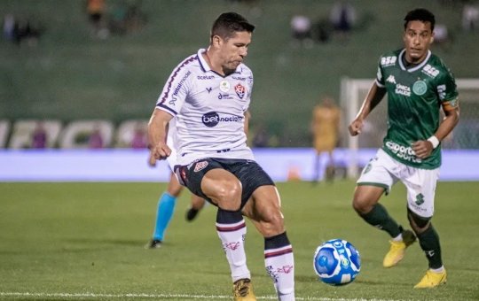 "A gordura acabou", alerta Osvaldo sobre campanha do Vitória na Série B