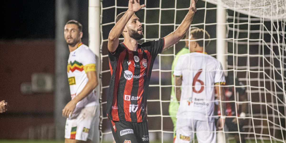 Vitória vira contra o Sampaio Corrêa e volta a vencer na Série B