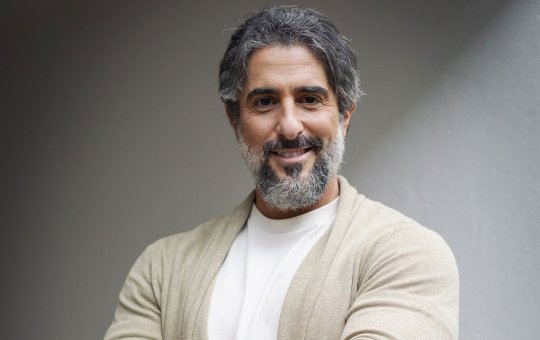 Marcos Mion pode assumir o lugar de Luciano Huck na Globo