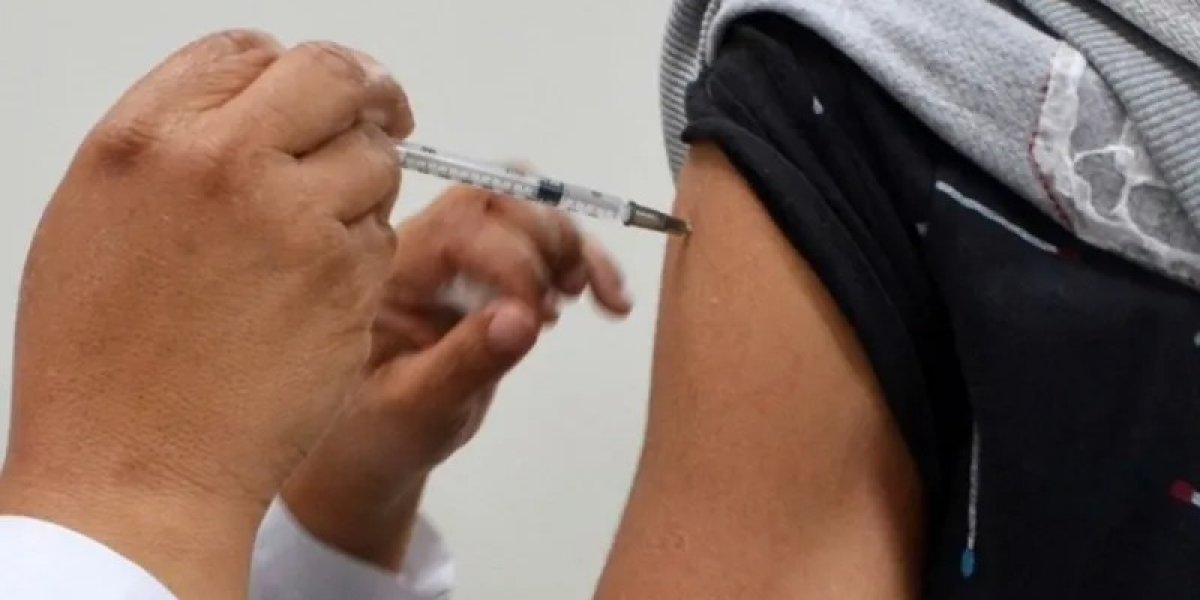 Vacinação contra Covid-19 e gripe prossegue na sexta em Salvador