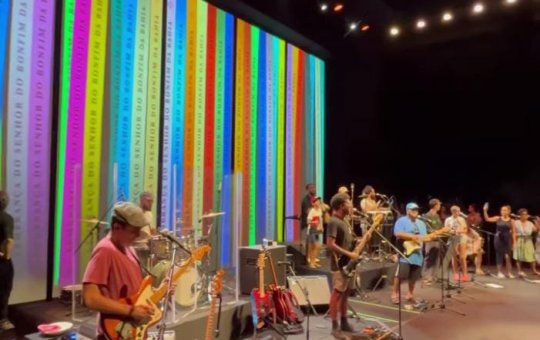 Gilberto Gil ensaia com família na Concha Acústica em Salvador