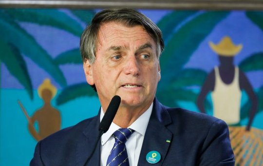 Defesa de Bolsonaro avalia recorrer da decisão do TSE no STF