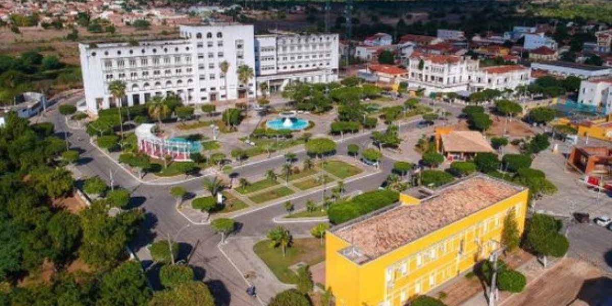Primeira-dama de Cipó é exonerada de cargo municipal